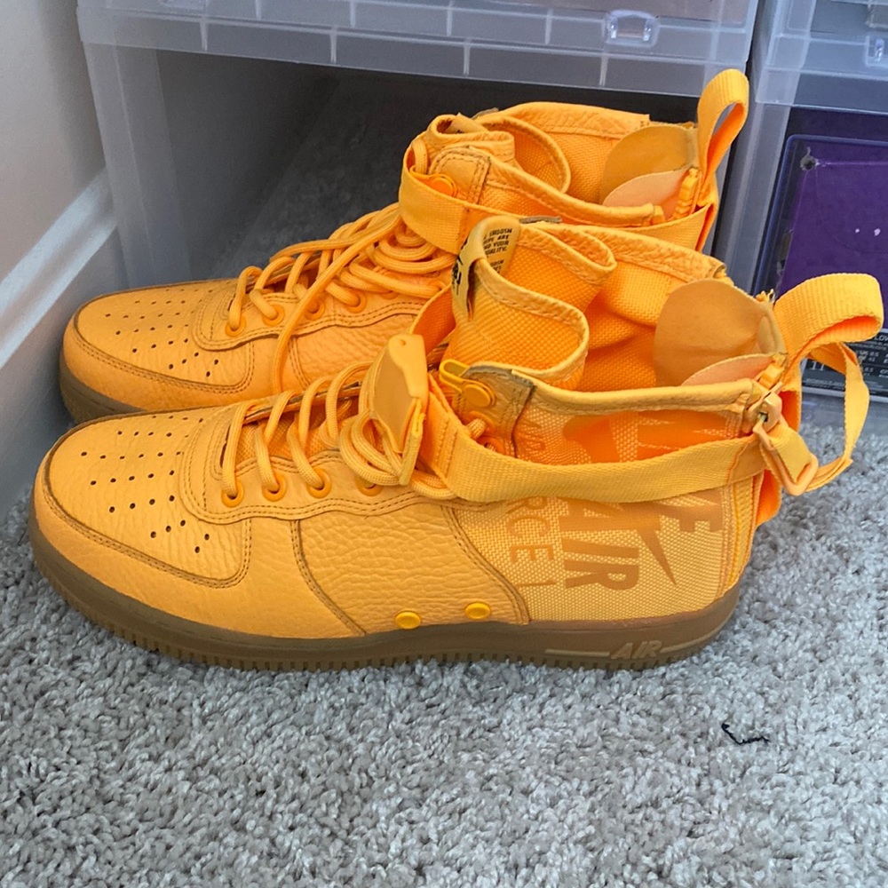 Nike AF1 high top